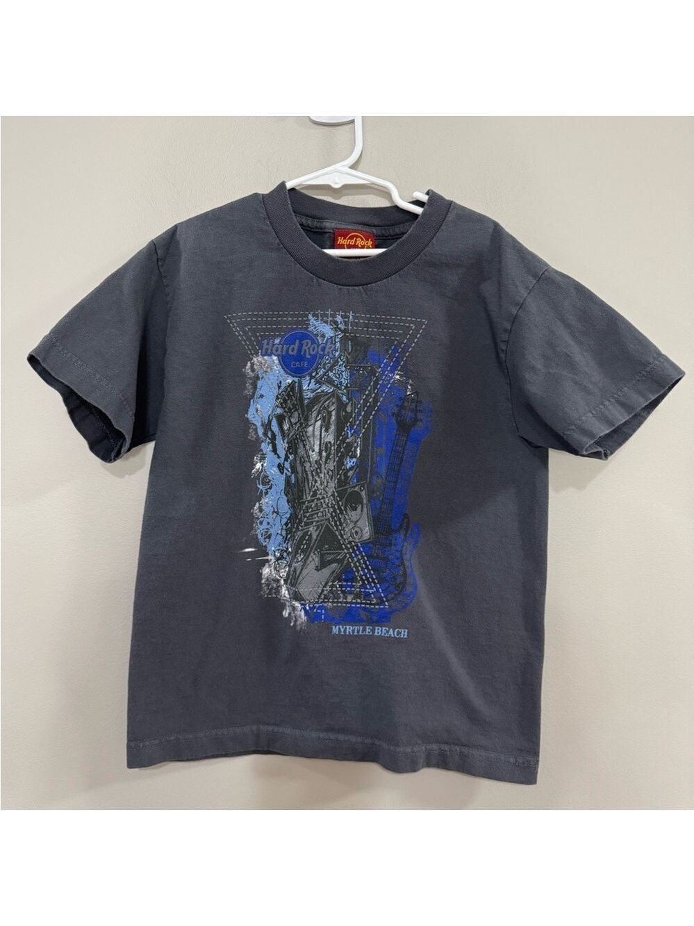 Boys Hard Rock Cafe Myrtle Beach Gray Graphic T-Shirt. Size Small